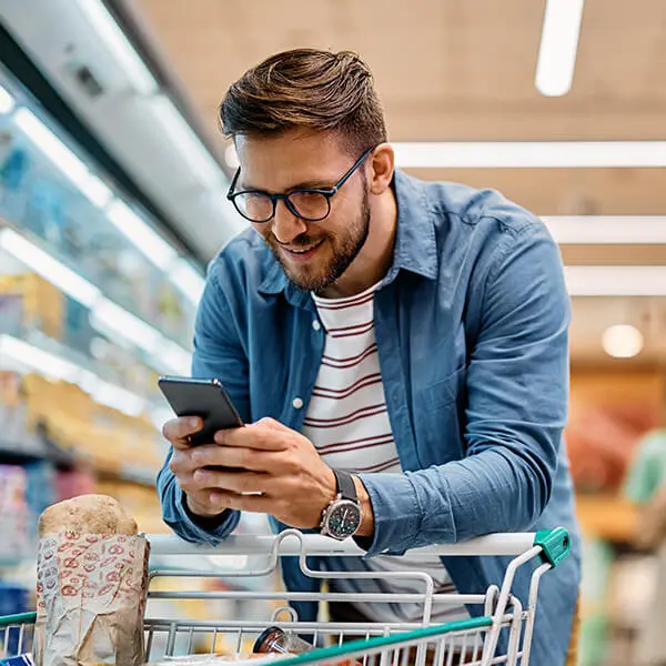 Elektronische Preisschilder im Supermarkt: Digitale Preisauszeichnung für eine effiziente Preisgestaltung.
