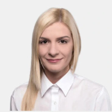Projektleiterin Roxana Maria Panait bei OMS Retail